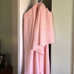 Pink knit wrap/shawl